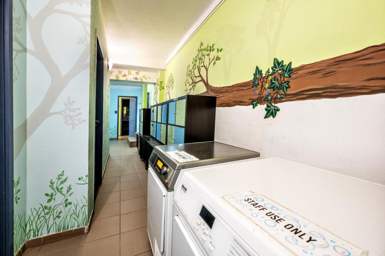 Island (adults Only) Ostello Budapest