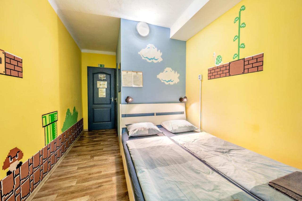 Ostello Island (adults Only)